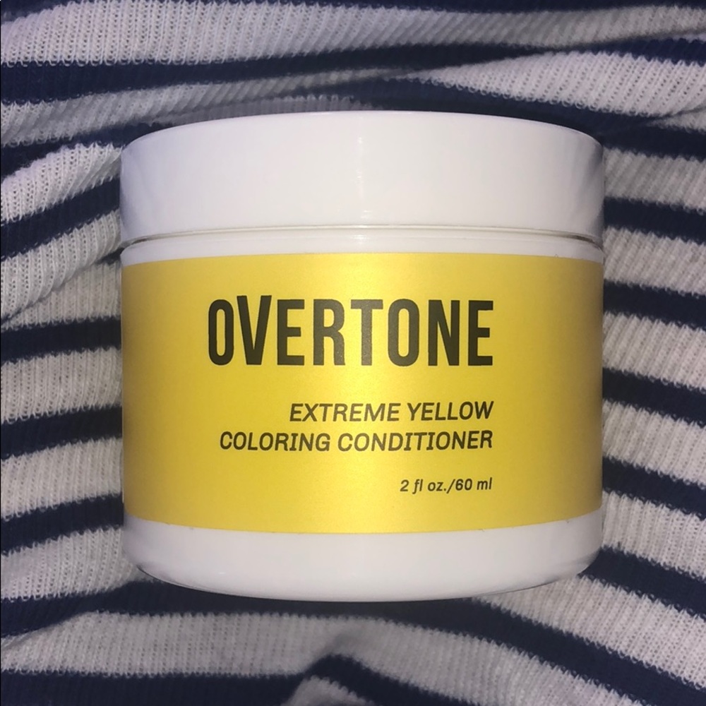 Extreme Yellow Overtone Coloring Conditioner